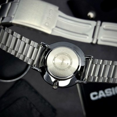 Casio MTP-VT01D-2B