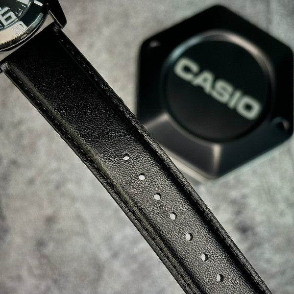 Чоловічий годинник Casio MTP-VD01BL-1B фото 11