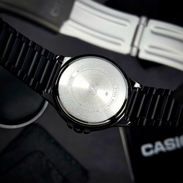 Чоловічий годинник Casio MTP-V300B-1A фото 6