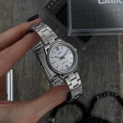 Жіночий годинник Casio LTP-V005D-2B3