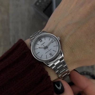 Жіночий годинник Casio LTP-V005D-2B3