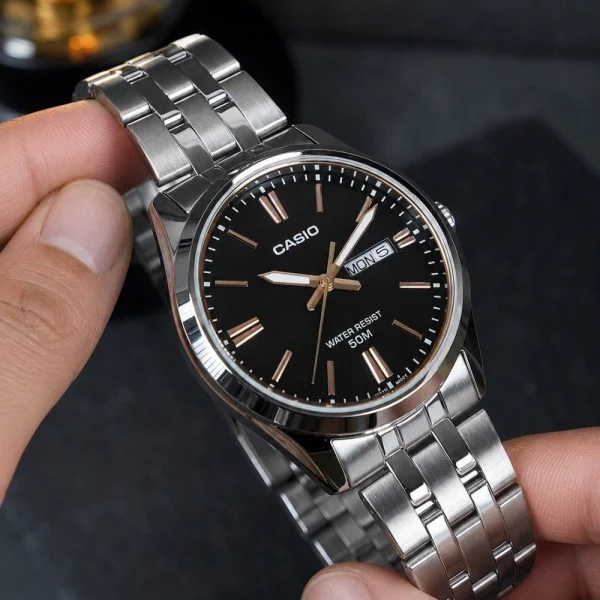 Чоловічий годинник Casio MTP-1335D-1A2 фото 7