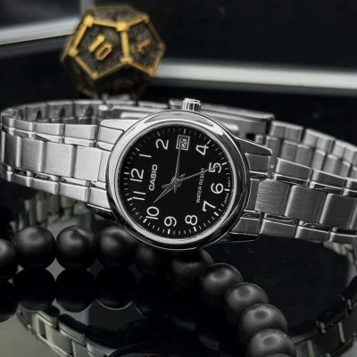 Жіночий годинник Casio LTP-V002D-1B