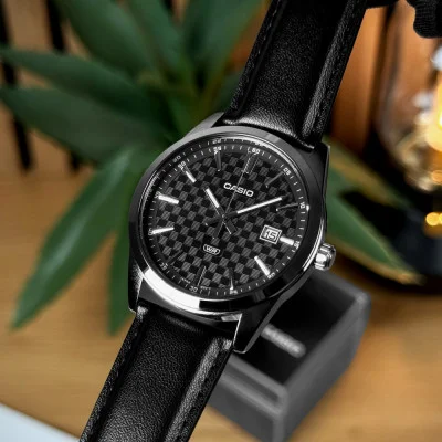 Чоловічий годинник Casio MTP-VD03L-1A