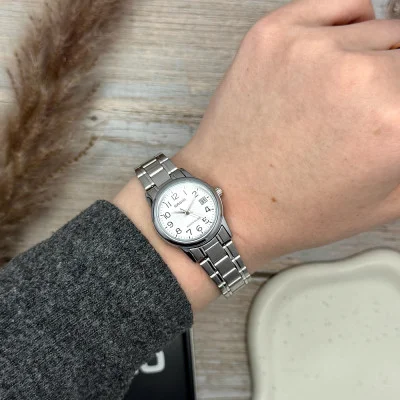 Женские часы Casio LTP-V002D-7BU