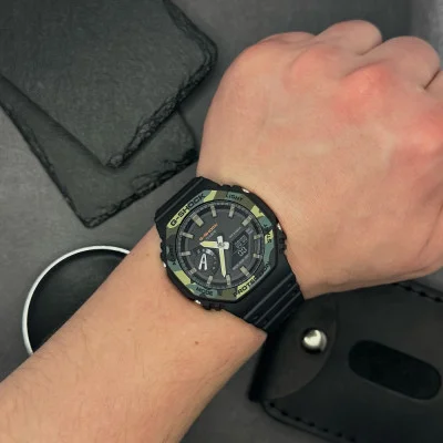 Чоловічий годинник Casio GA-2100SU-1A