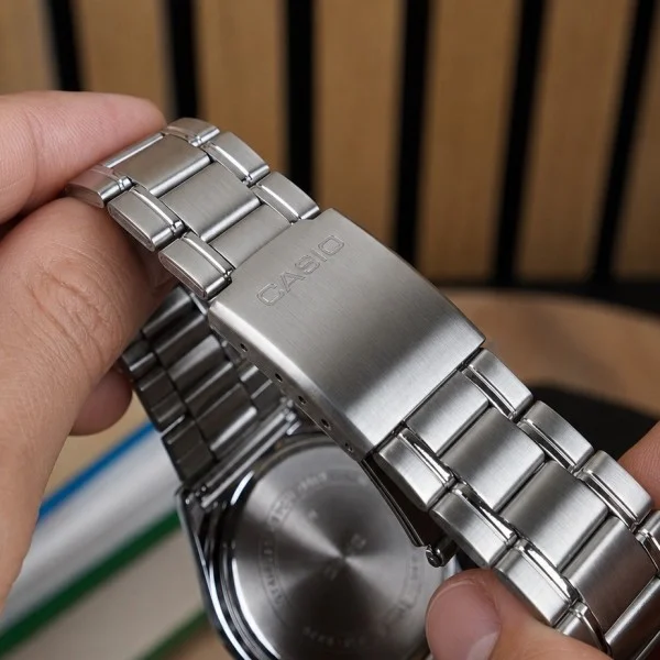 Чоловічий годинник Casio MTP-V006D-1B2 фото 8