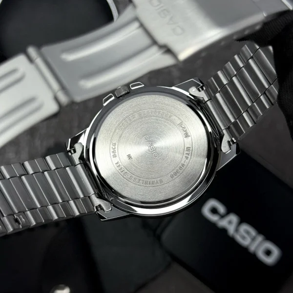 Чоловічий годинник Casio MTP-VD300D-2E фото 7