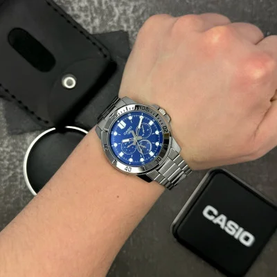 Мужские часы Casio MTP-VD300D-2E