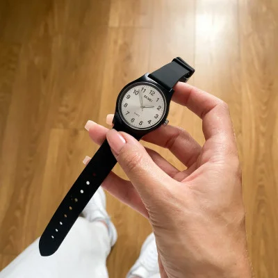 Жіночий годинник Skmei 1760BKSI Black-Silver