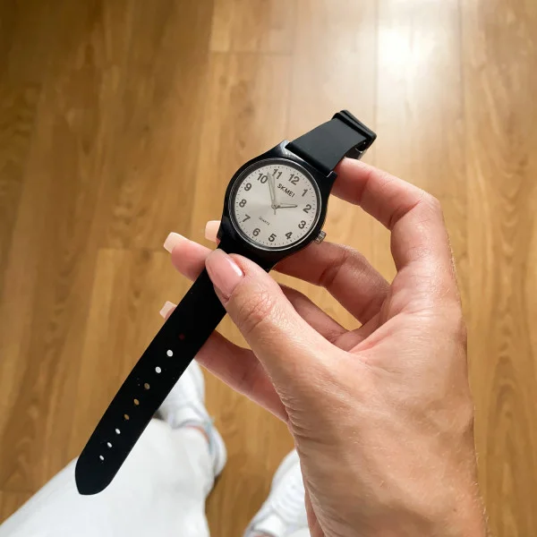 Жіночий годинник Skmei 1760BKSI Black-Silver фото 7