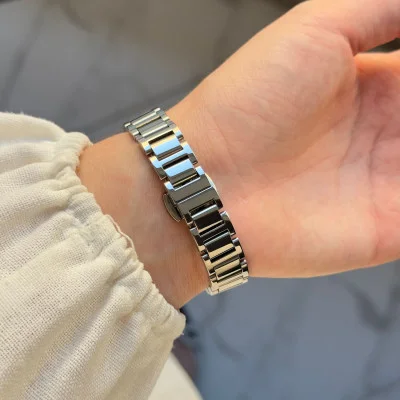 Женские часы Skmei 2334SI Silver