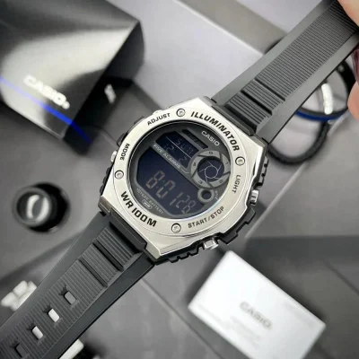 Чоловічий годинник Casio MWD-100H-1A