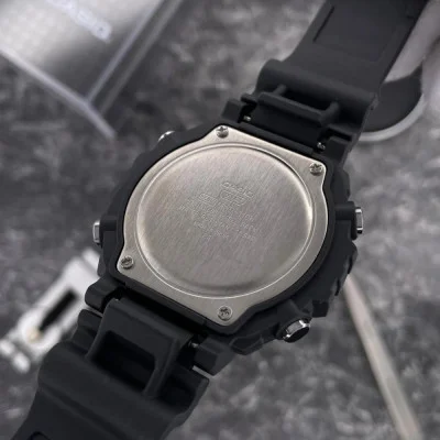 Чоловічий годинник Casio MWD-110H-8B