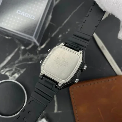 Чоловічий годинник Casio AE-1200WH-1B