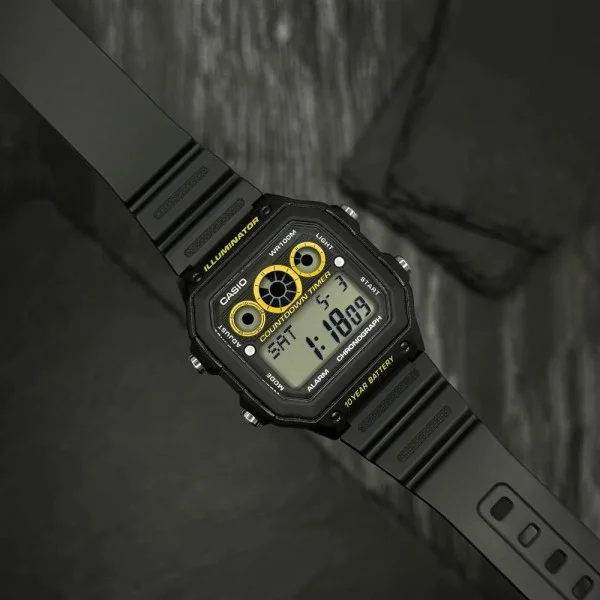 Чоловічий годинник Casio AE-1300WH-1A фото 4