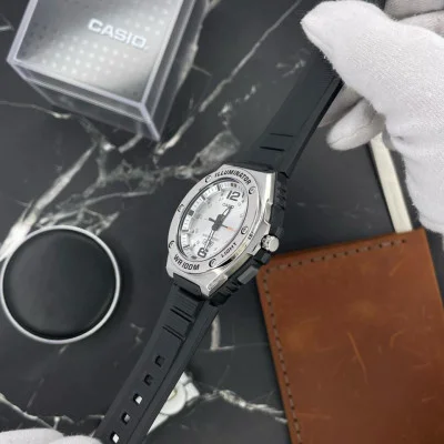 Чоловічий годинник Casio MWA-100H-7A