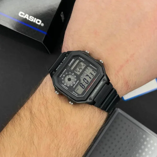 Чоловічий годинник Casio AE-1200WH-1A фото 3
