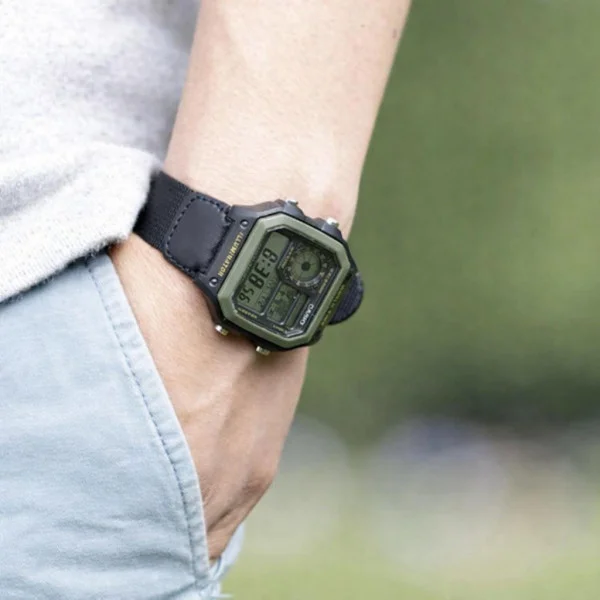 Мужские часы Casio AE-1200WHB-1B фото 3