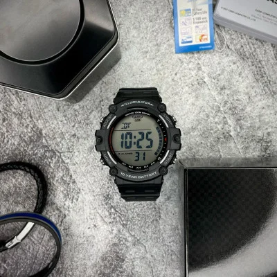 Чоловічий годинник Casio AE-1500WH-1A