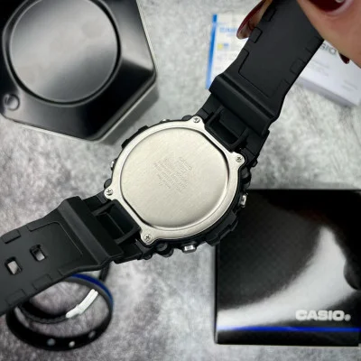 Чоловічий годинник Casio AE-1500WH-1A