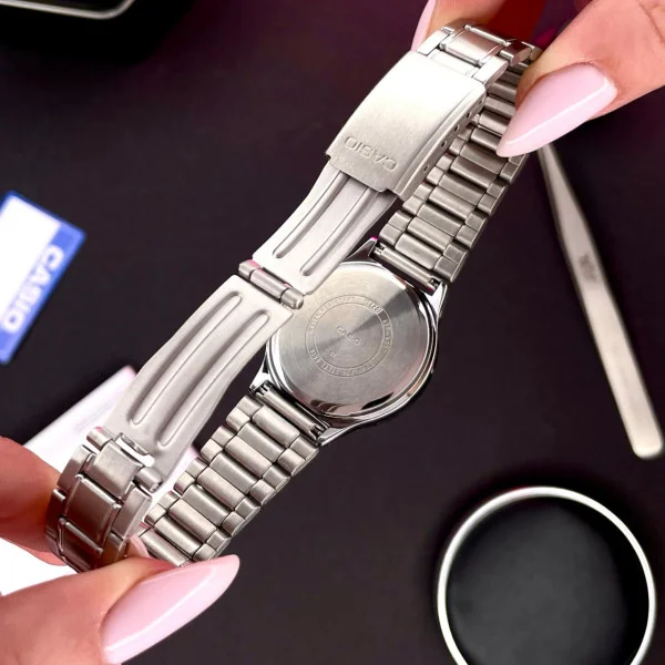 Жіночий годинник Casio LTP-V300D-4A фото 7