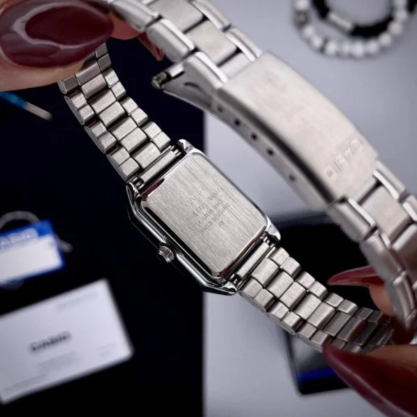 Жіночий годинник Casio LTP-V007D-1B фото 4
