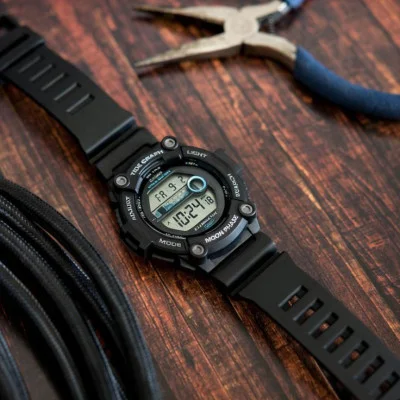 Чоловічий годинник Casio WS-1300H-1A