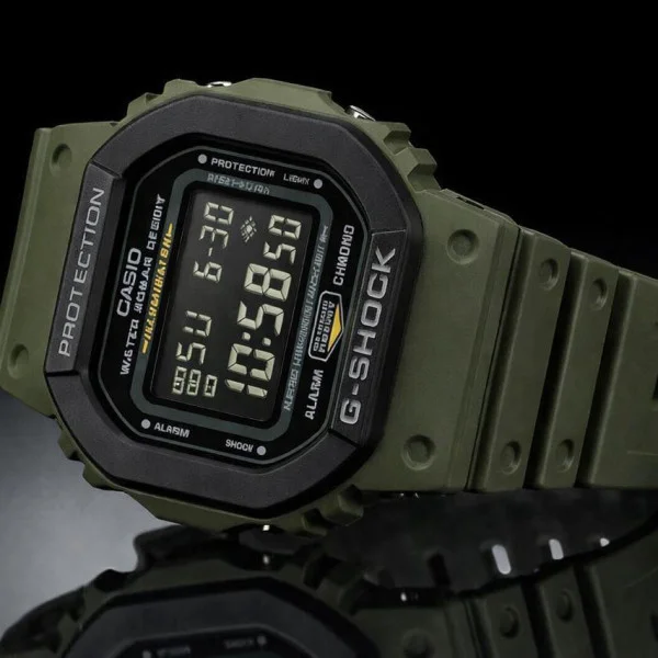 Чоловічий годинник Casio DW-5610SU-3 фото 5