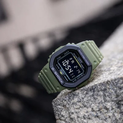Чоловічий годинник Casio DW-5610SU-3