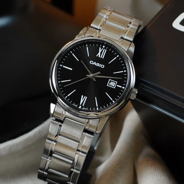 Чоловічий годинник Casio MTP-V002D-1B3 фото 3
