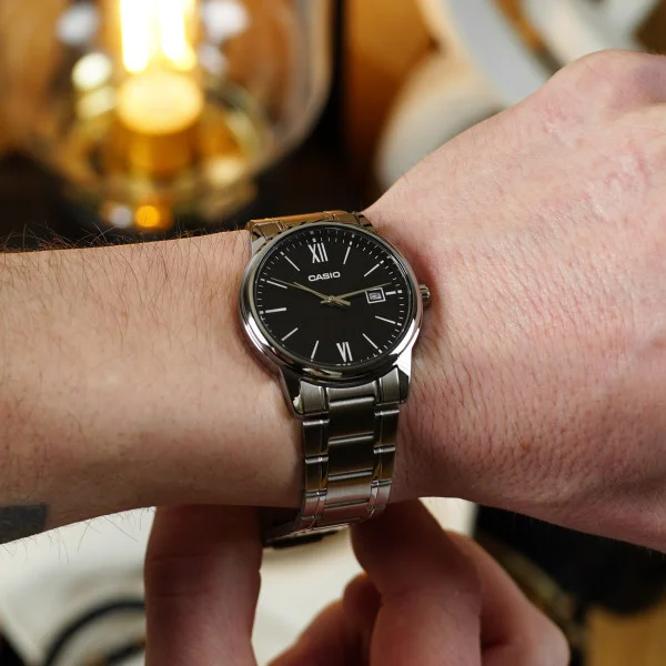 Чоловічий годинник Casio MTP-V002D-1B3 фото 6