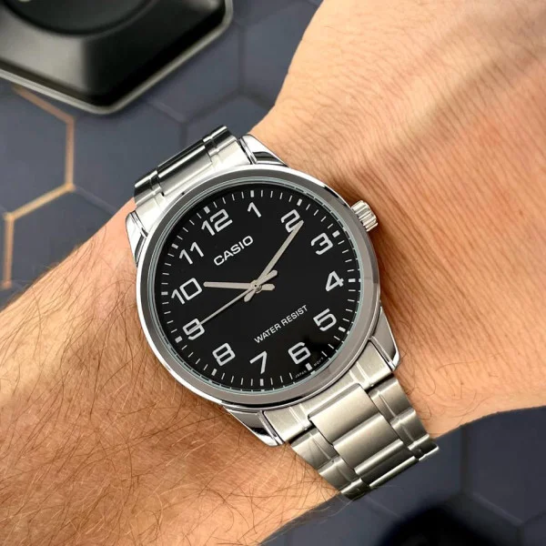 Чоловічий годинник Casio MTP-V001D-1B фото 3