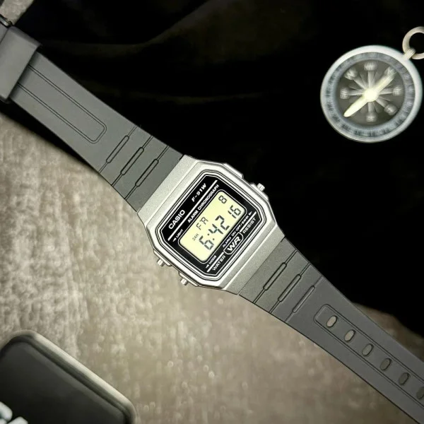 Мужские часы Casio F-91WM-1B фото 4