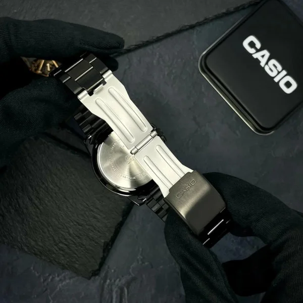 Чоловічий годинник Casio MTP-VD01B-1B фото 7