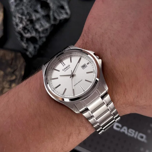 Чоловічий годинник Casio MTP-1183A-7A фото 5