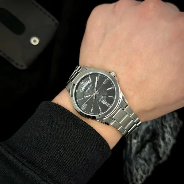 Чоловічий годинник Casio MTP-1381D-1A фото 3