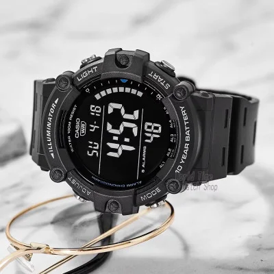 Чоловічий годинник Casio AE-1500WH-8B