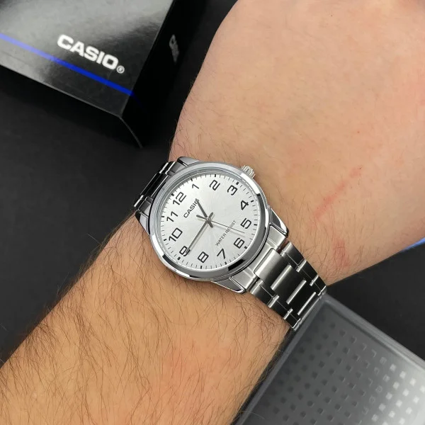 Чоловічий годинник Casio MTP-V001D-7B фото 3