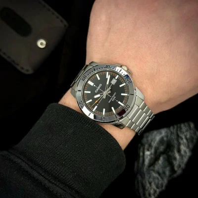 Мужские часы Casio MTP-VD01D-1E2