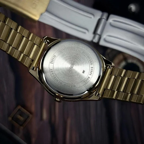 Чоловічий годинник Casio MTP-V006G-1C фото 7