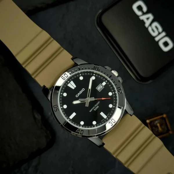 Чоловічий годинник Casio MTP-VD01-5E фото 4
