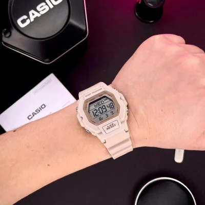 Жіночий годинник Casio LWS-2200H-4A