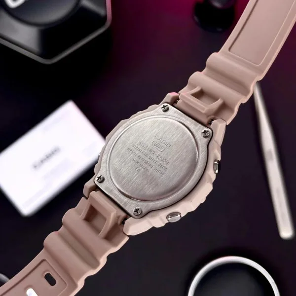 Жіночий годинник Casio LWS-2200H-4A фото 9