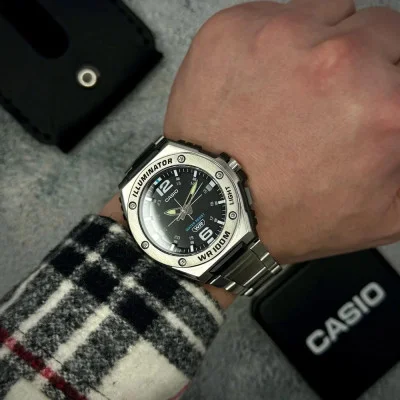 Чоловічий годинник Casio MWA-100HD-1A