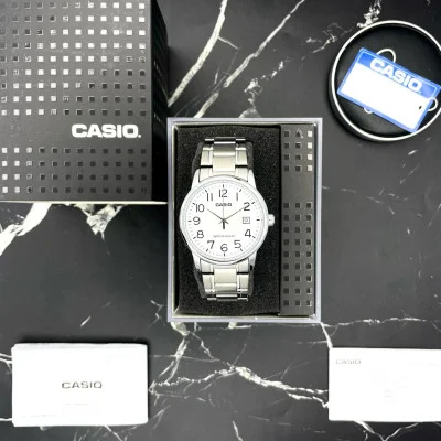 Чоловічий годинник Casio MTP-V002D-7B