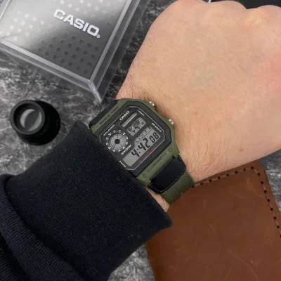 Чоловічий годинник Casio AE-1200WHB-3B