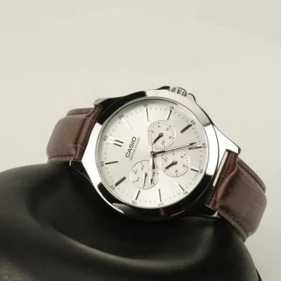 Чоловічий годинник Casio MTP-V300L-7A