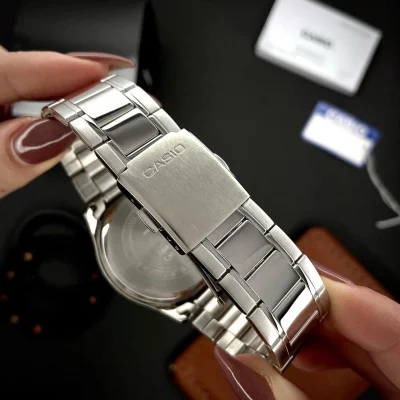 Чоловічий годинник Casio MTP-1374D-1A