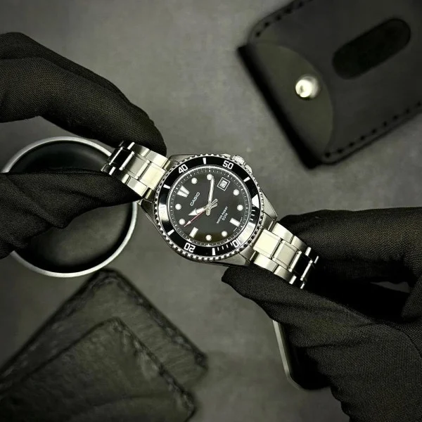 Чоловічий годинник Casio MDV-10D-1A1 фото 4